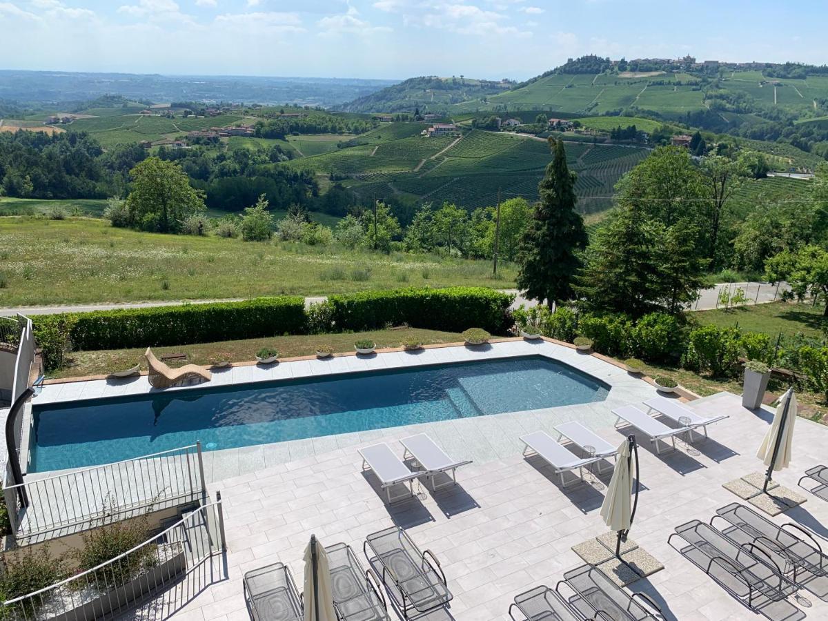 Reva Residences And Pool Monforte dʼAlba المظهر الخارجي الصورة