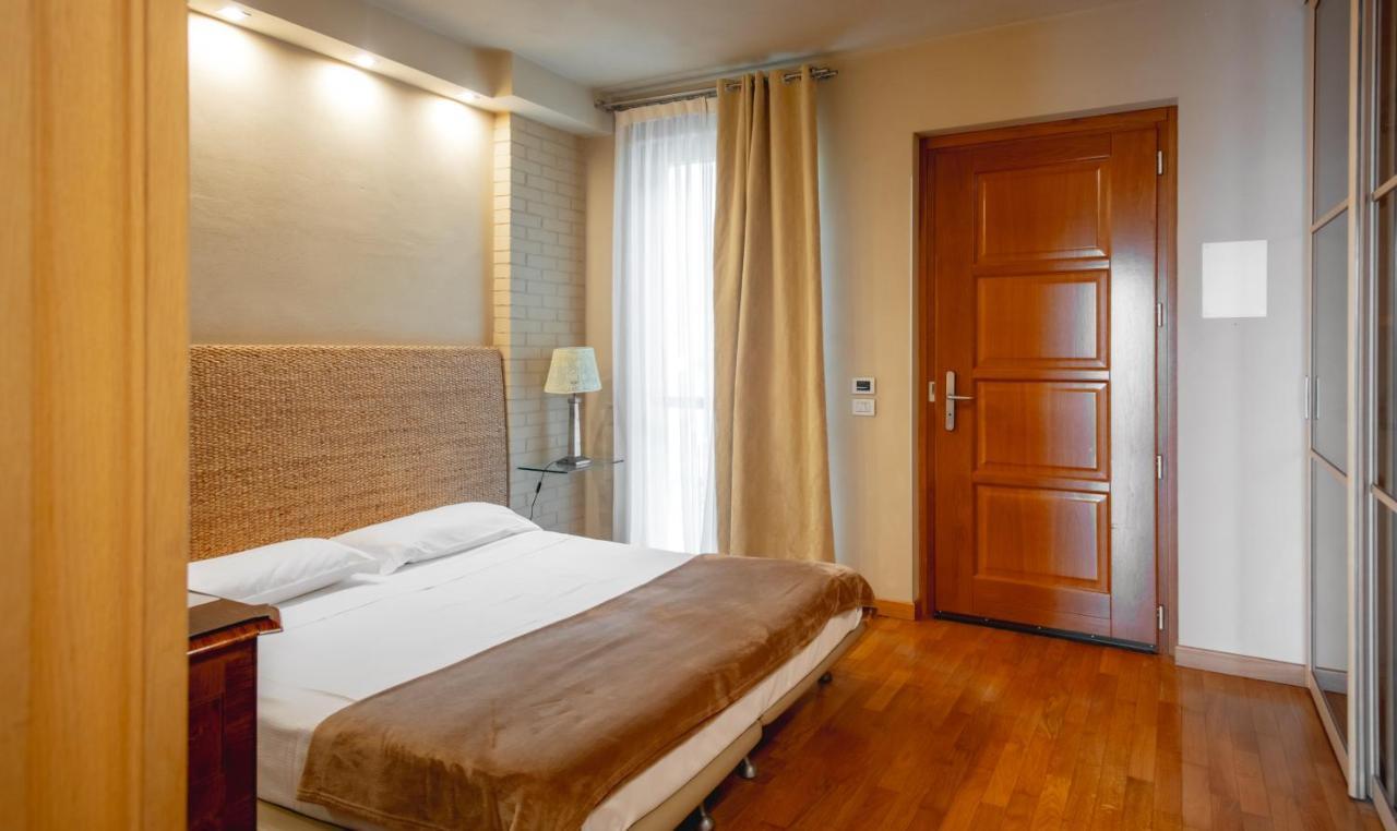 Reva Residences And Pool Monforte dʼAlba المظهر الخارجي الصورة
