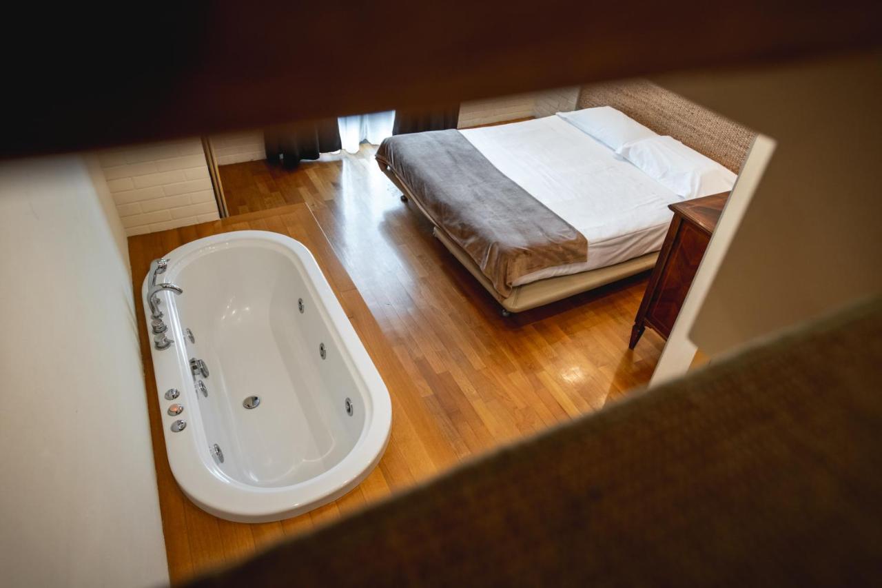 Reva Residences And Pool Monforte dʼAlba المظهر الخارجي الصورة