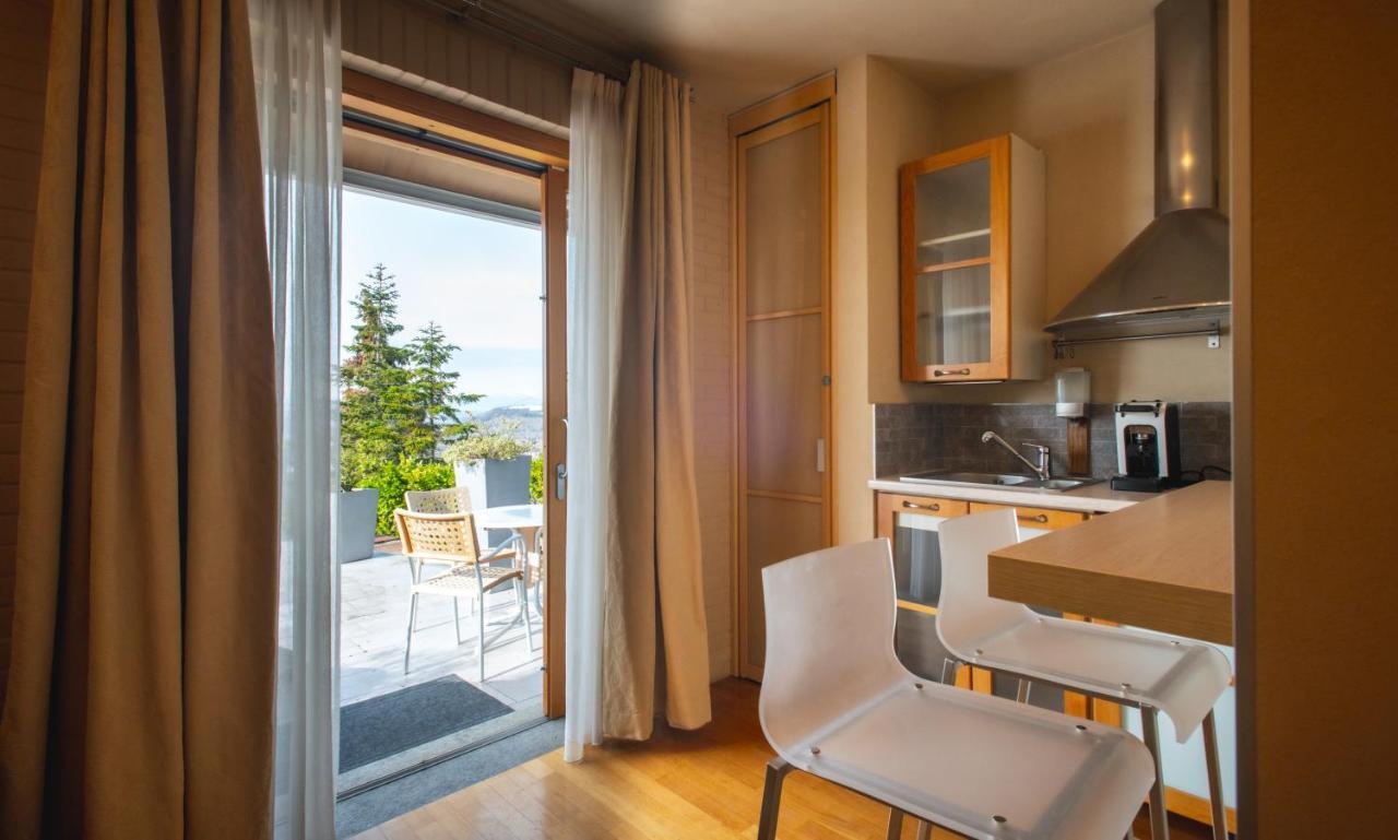Reva Residences And Pool Monforte dʼAlba المظهر الخارجي الصورة